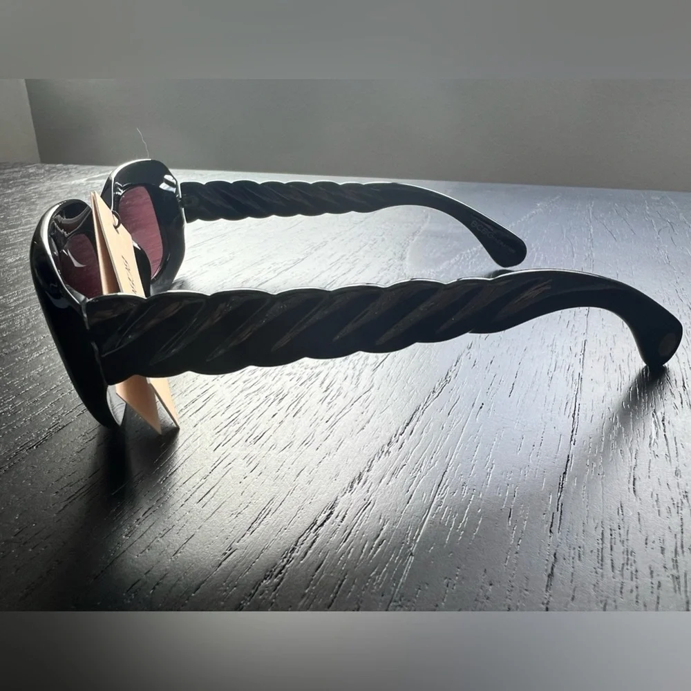 NWT BCBGeneration Rectangular Sunglasses - Black - Picture 2 of 3